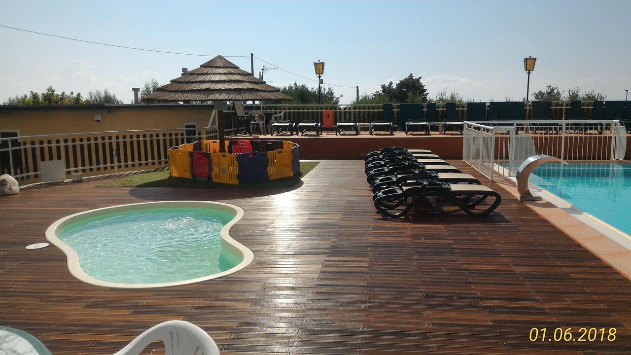 Camping Ali Baba Ceriale Exterior photo